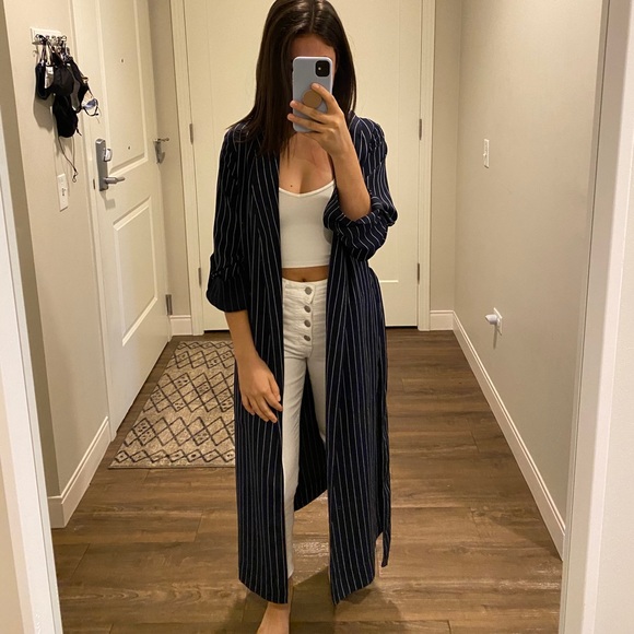 Aritzia Jackets & Blazers - Aritzia Babaton Kahlo Robe